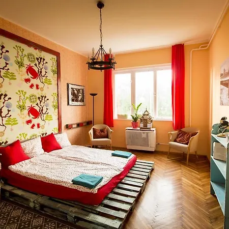 Cosy Art Flat Daire