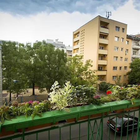 Cosy Art Flat * Budapest