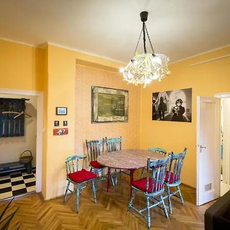 Cosy Art Flat Apartment Budapest